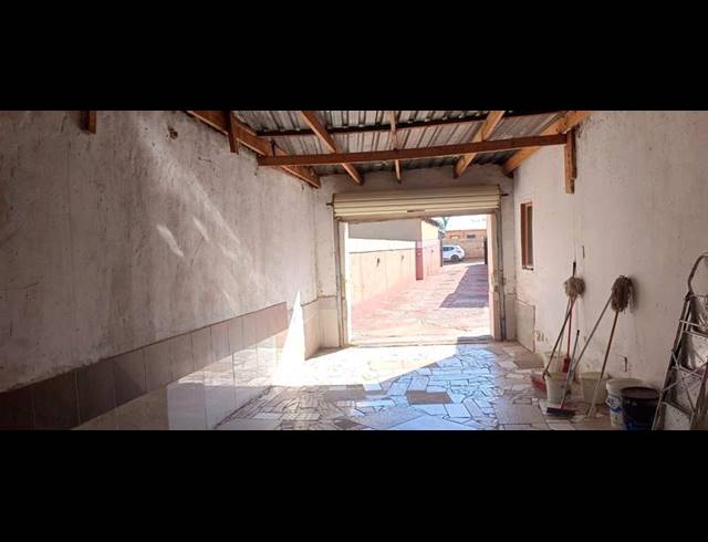 3 BEDROOM HOUSE FOR SALE IN GLEN RIDGE